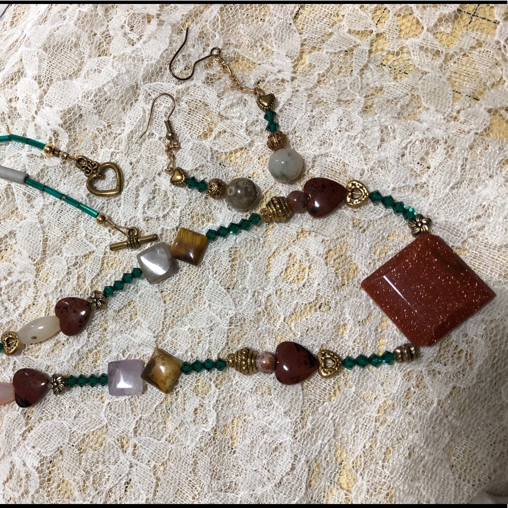 SEMI PRECIOUS STONES NECKLACE AND EARRINGS SET BEAUTIFUL 27 1/2” HOME MADE, boho